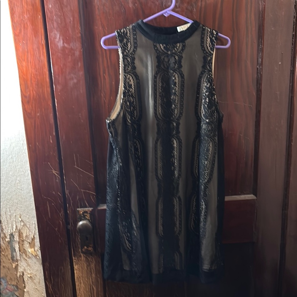Elegant Black Lace Sleeveless Dress